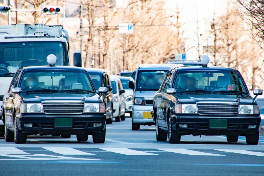 タクシー運転手に働きやすさで選ばれる会社の特徴